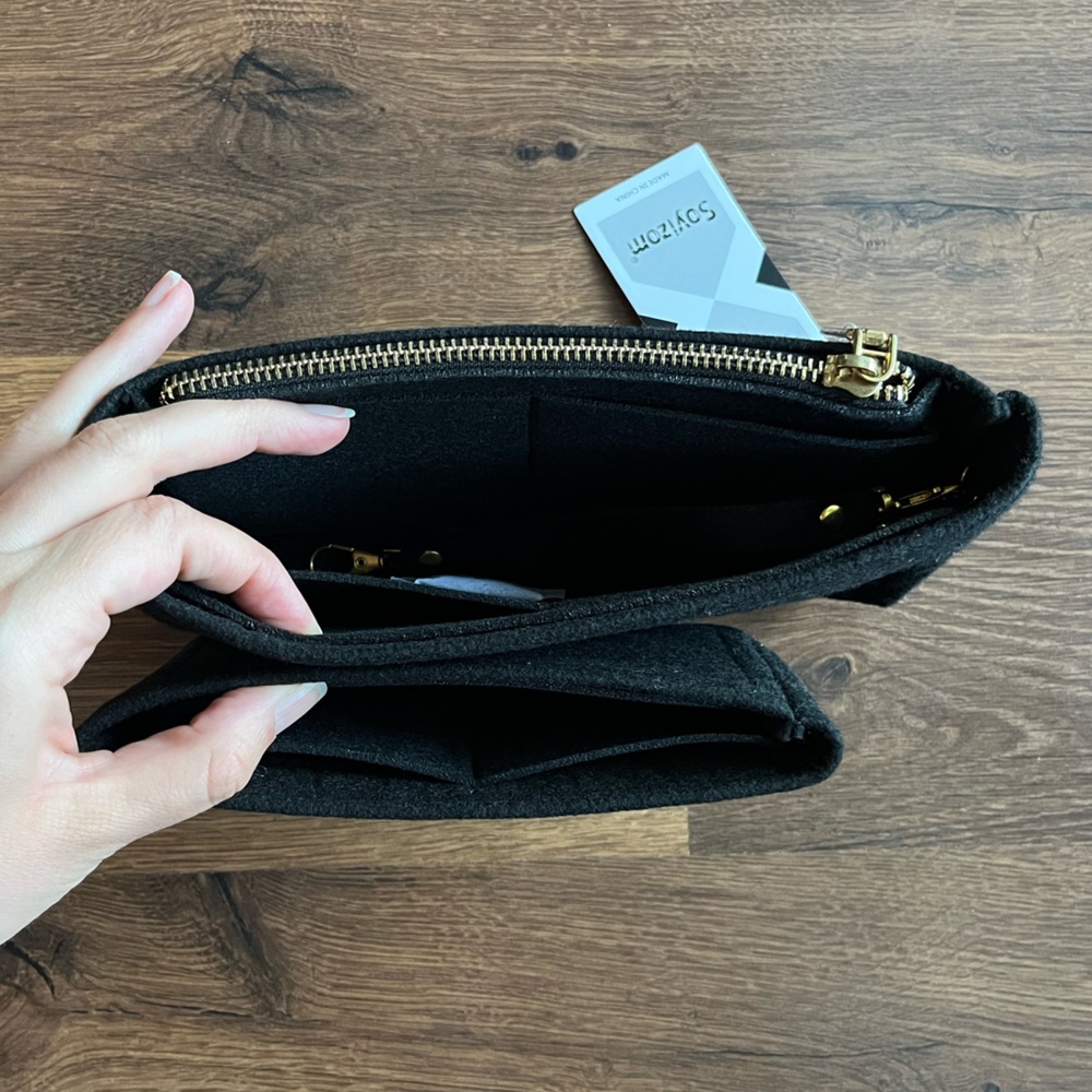 NEW - NWT LOUIS VUITTON M41487 Pochette Métis - Picture 8 of 17